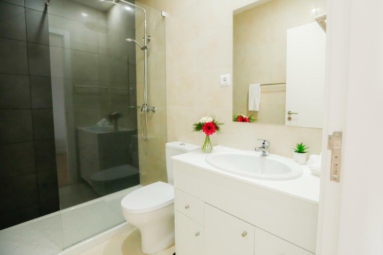 2 Towers Apartment Понта-Делгада Экстерьер фото